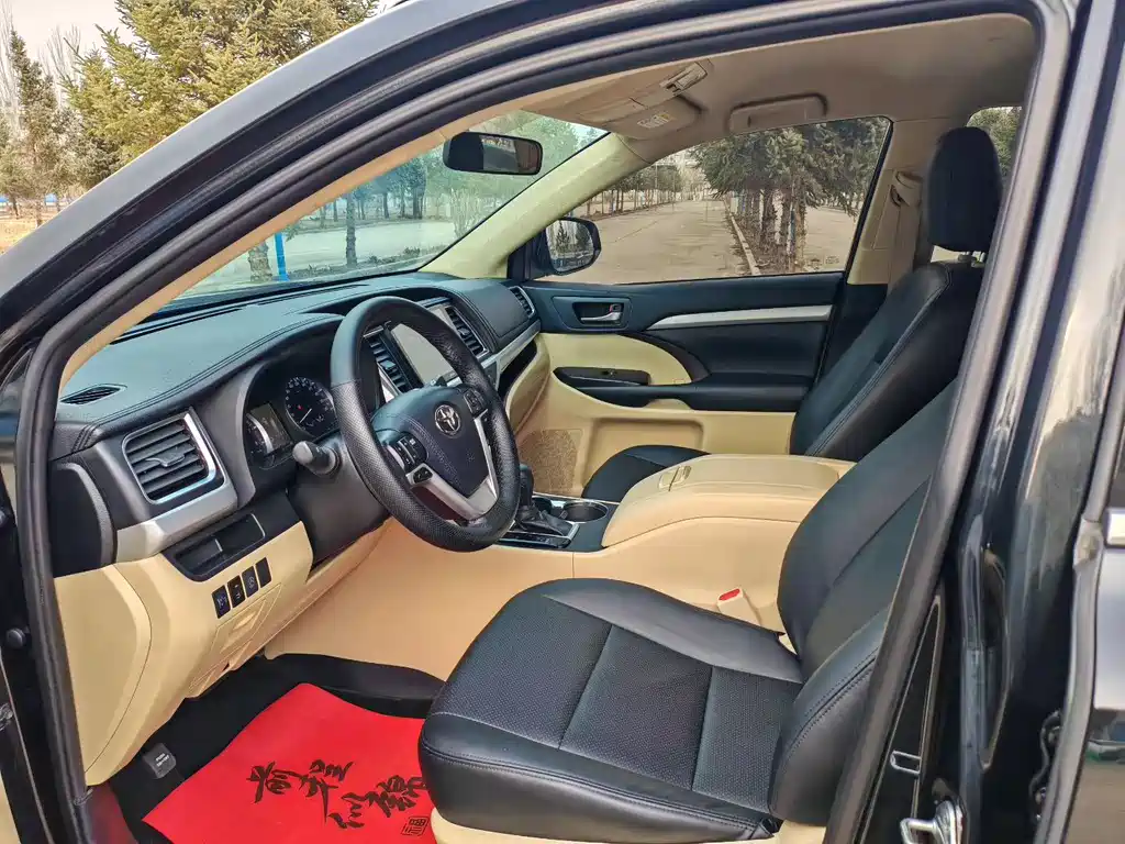 Toyota Highlander 2019 — фото 9