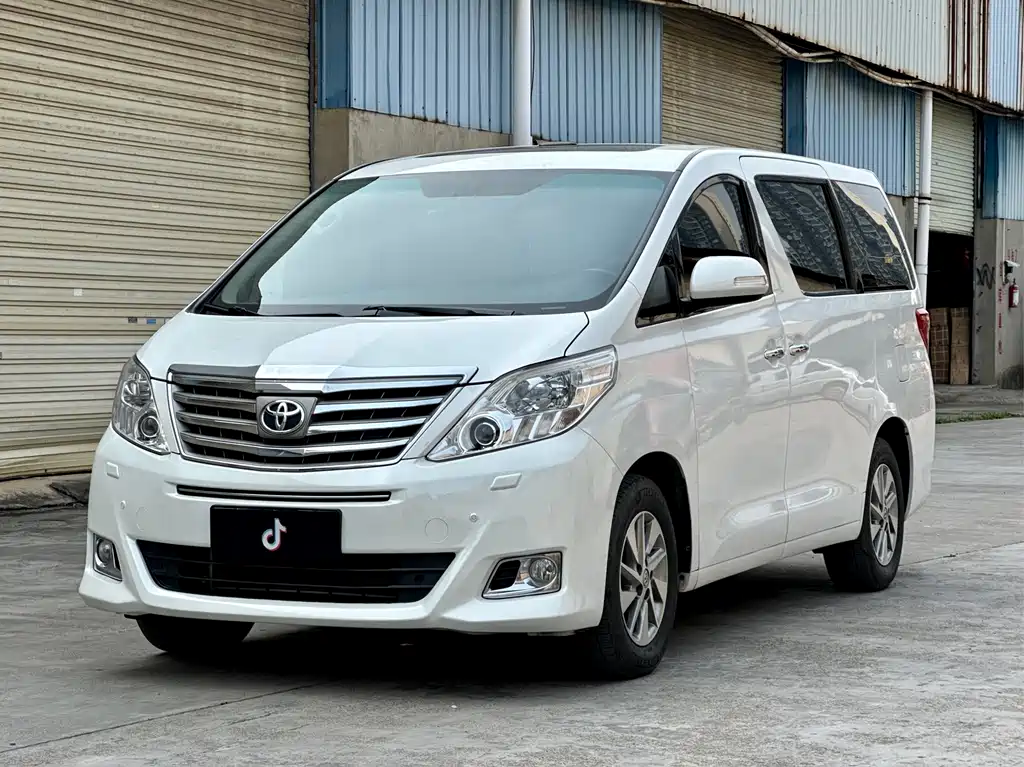Toyota Alphard 2014 — фото 1