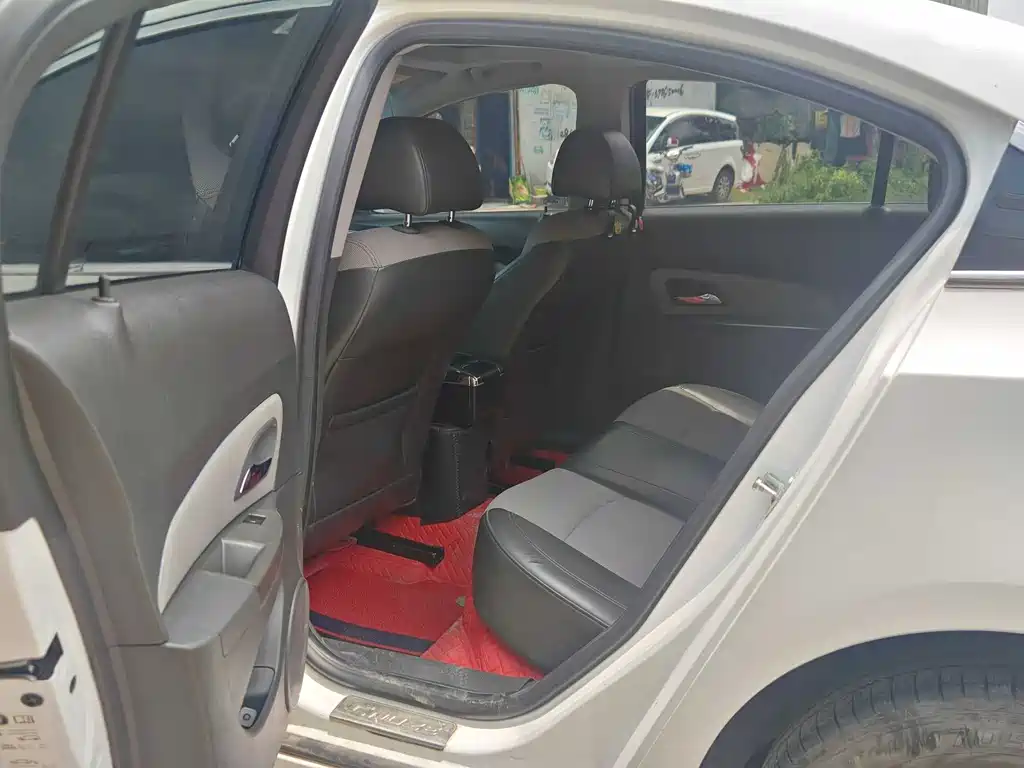 Chevrolet Cruze 2014