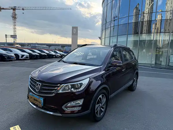 Baojun 560 2015