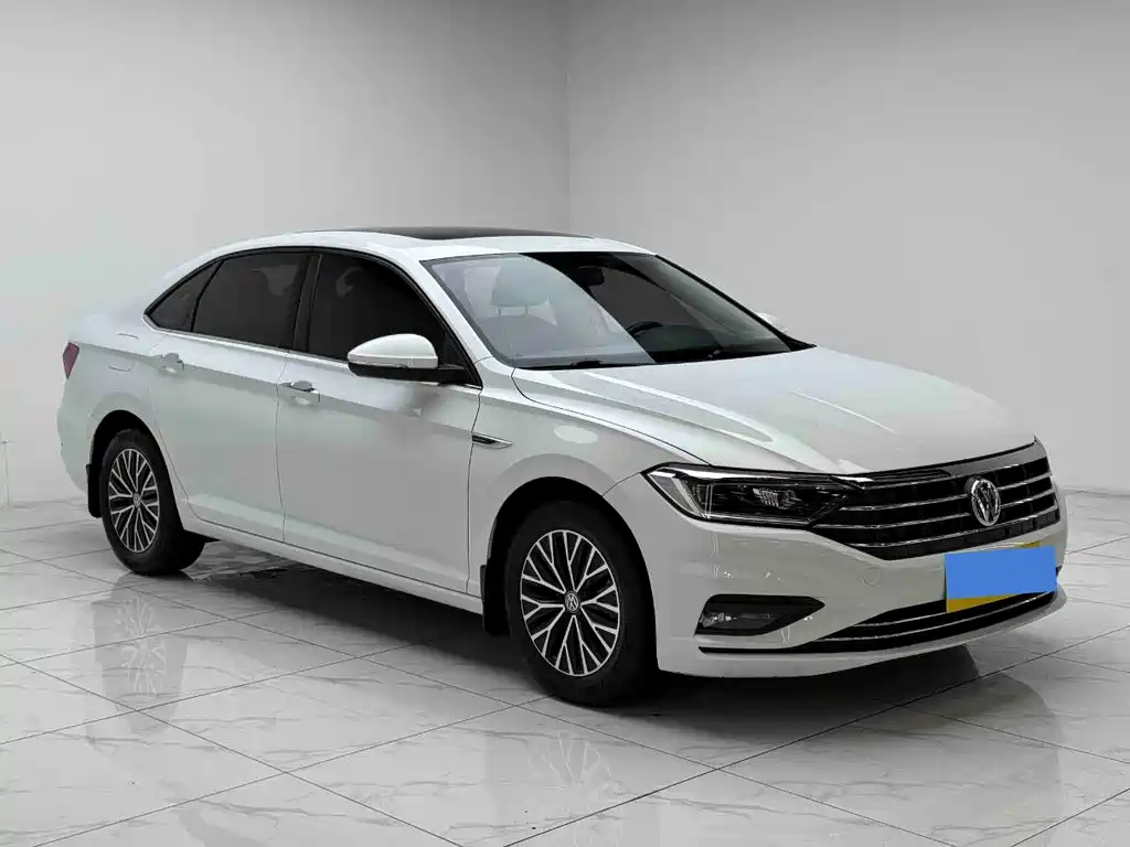 Volkswagen Sagitar 2020