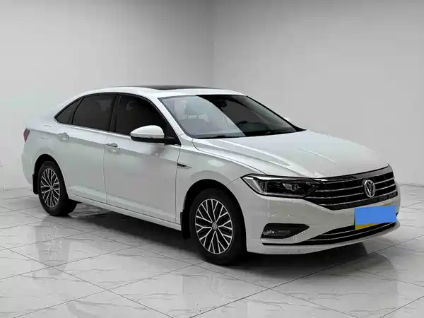 Volkswagen Sagitar 2020