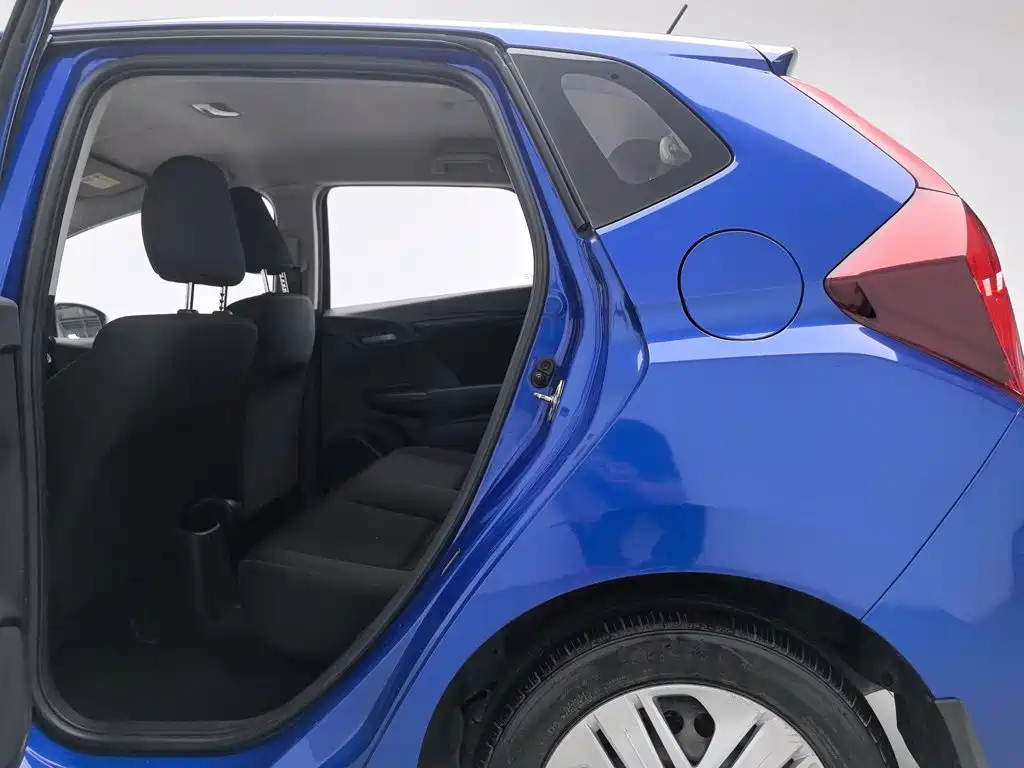 Honda Fit 2018 — фото 15