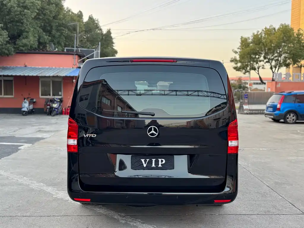 Mercedes-Benz Vito 2018 — фото 12