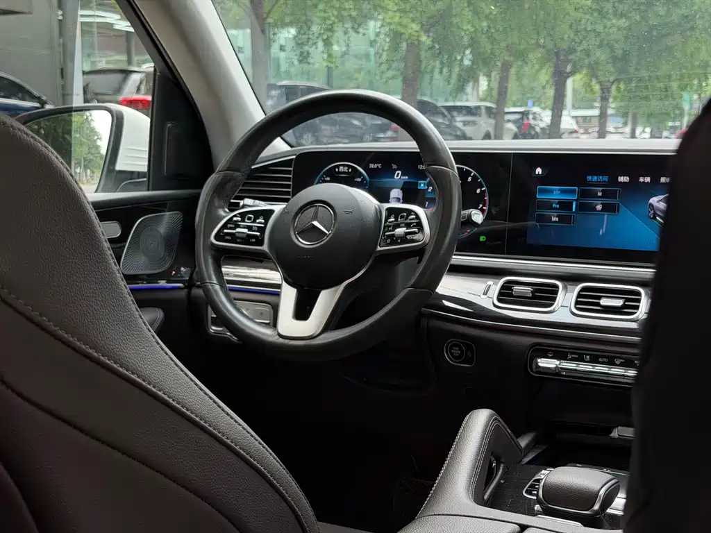 Mercedes-Benz GLE 2020 — фото 21