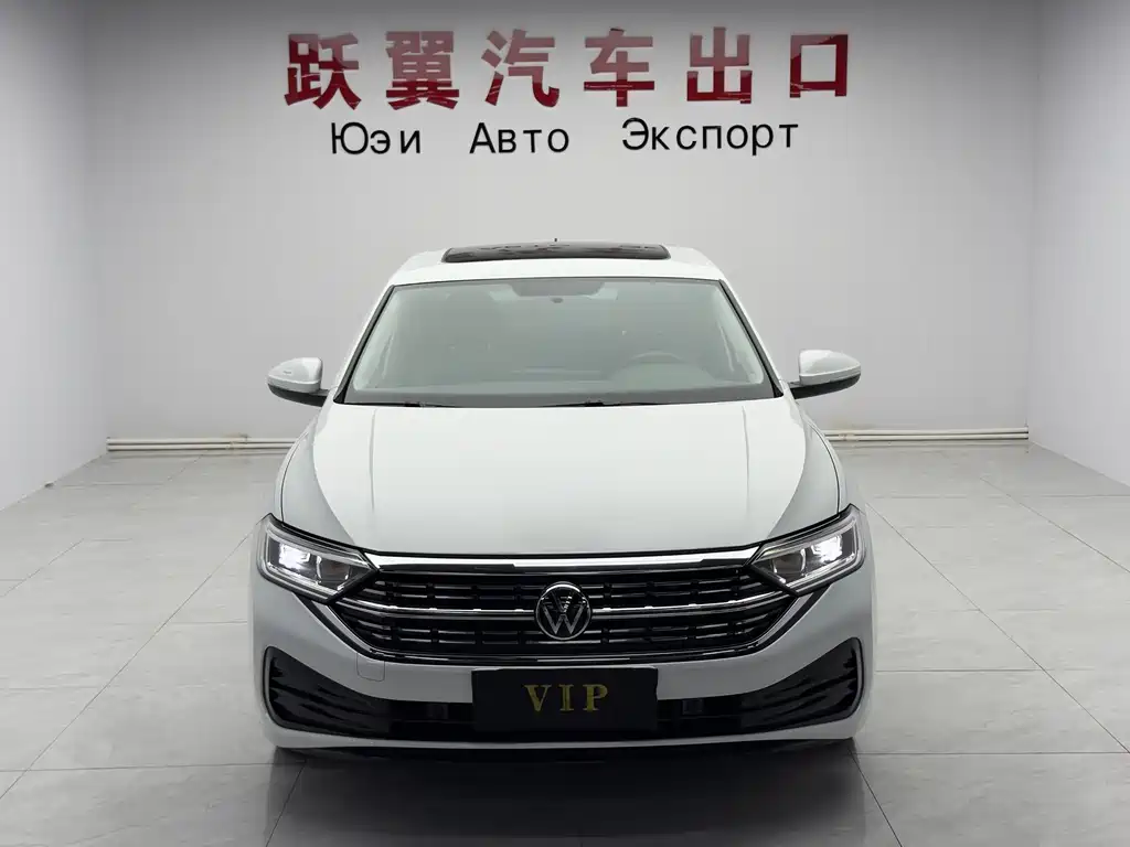 Volkswagen Sagitar 2022