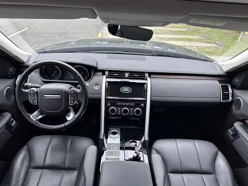 Land Rover Discovery 2017 — фото 4
