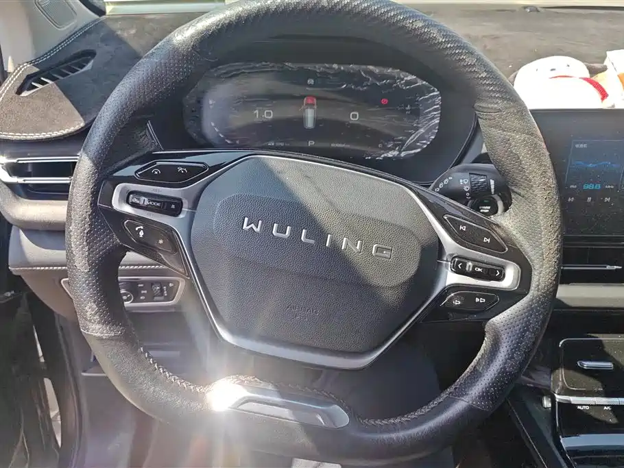Wuling Victory 2021 — фото 15