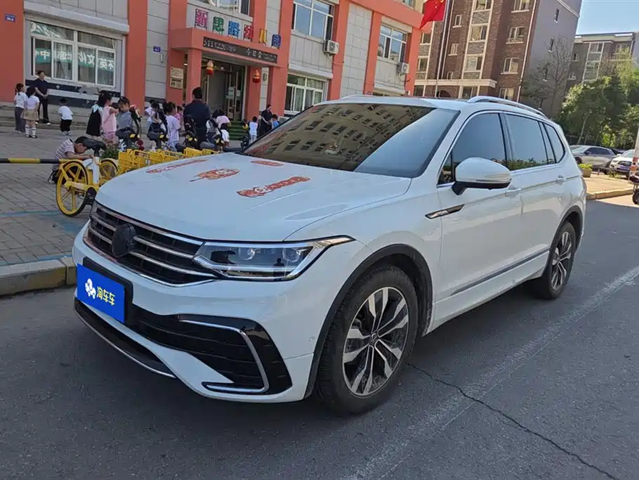 Volkswagen Tiguan L 2024