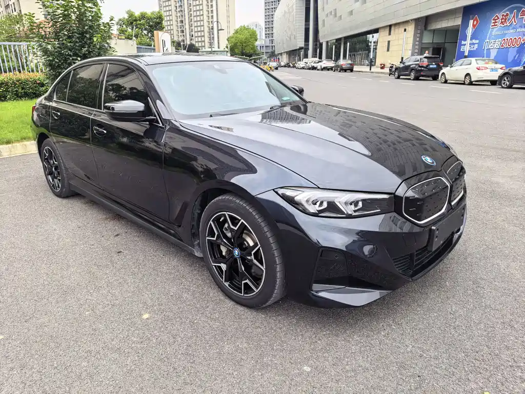 BMW i3 2024