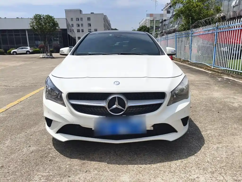Mercedes-Benz CLA 2016