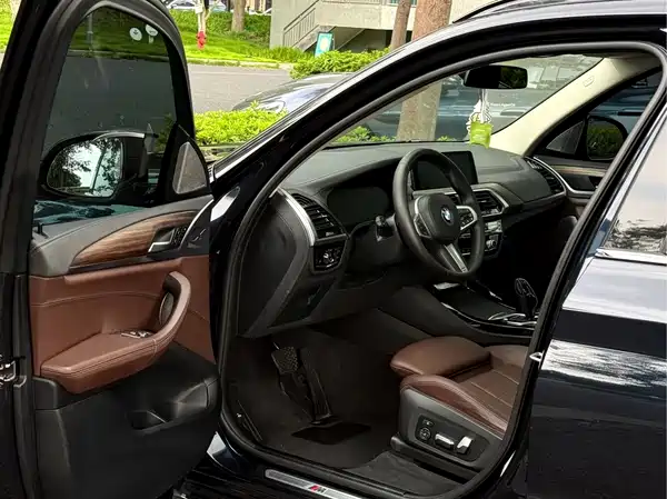BMW X3 2021