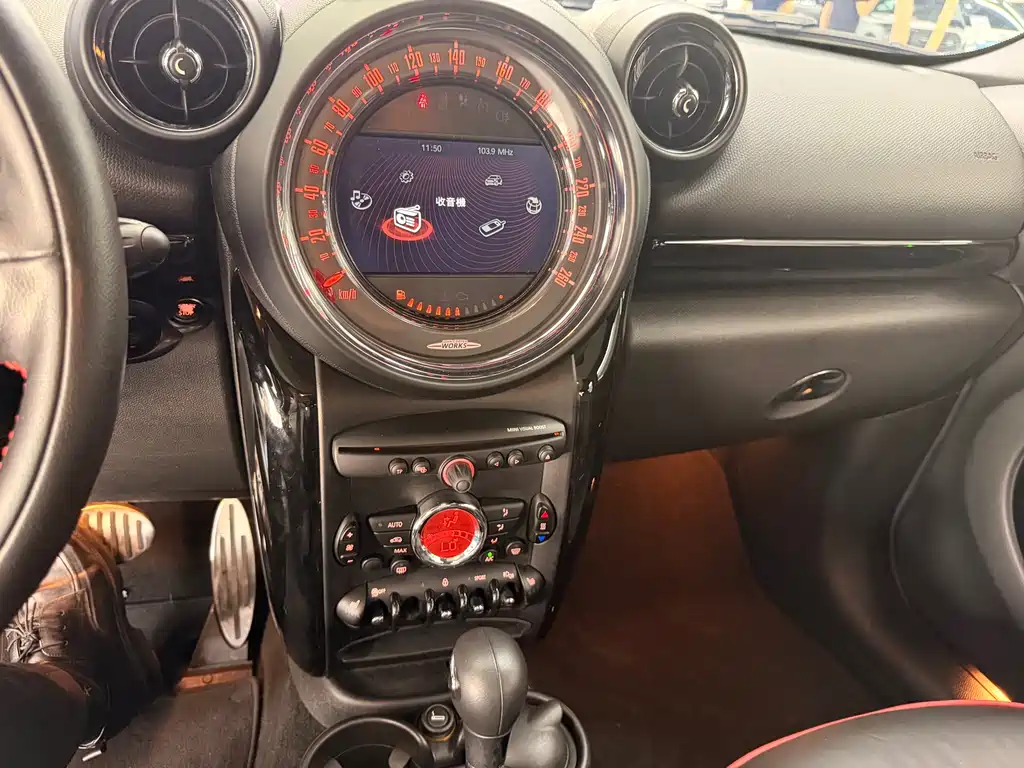MINI JCW COUNTRYMAN 2015 — фото 13