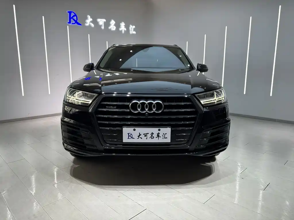 Audi Q7 2020 — фото 2