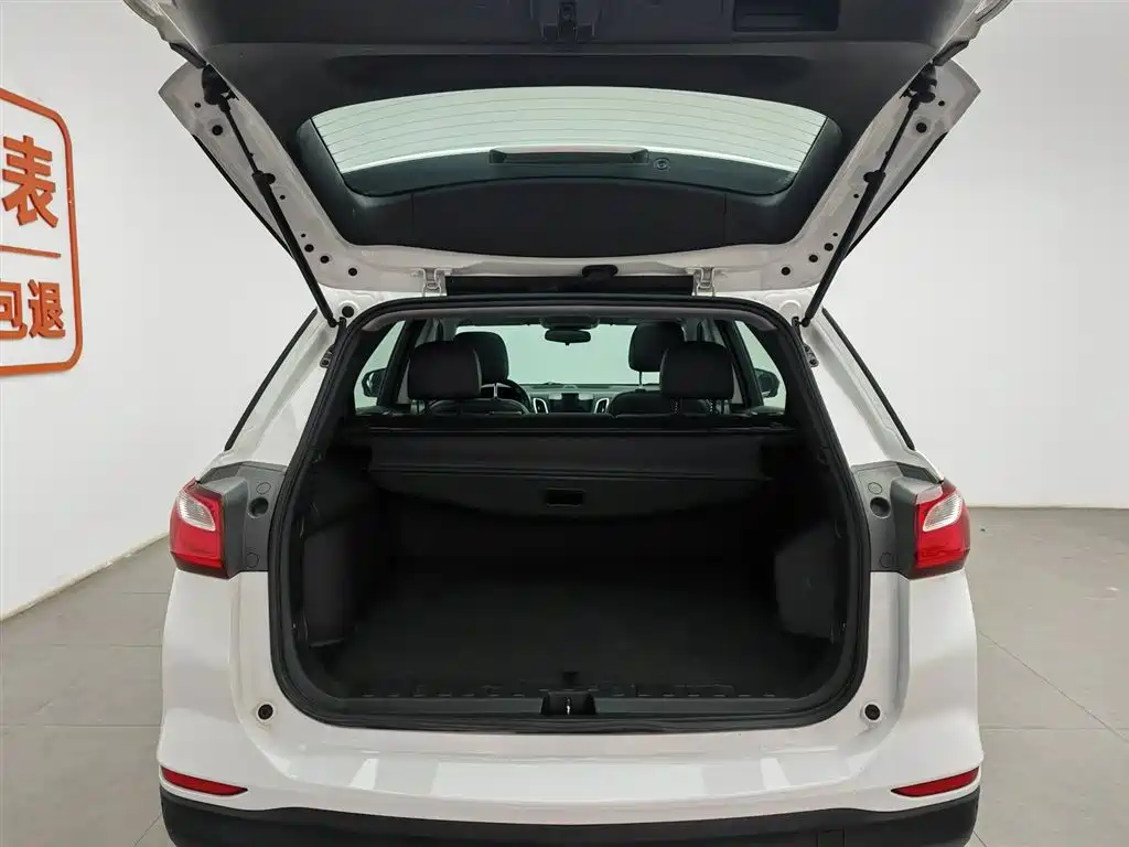 Chevrolet Equinox 2018 — фото 16