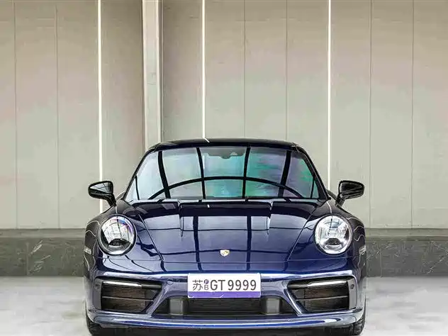 Porsche 911 2020 — фото 10