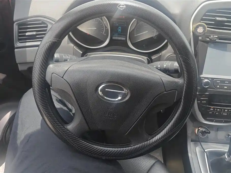 GAC Motor Trumpchi GS5 2014 — фото 15