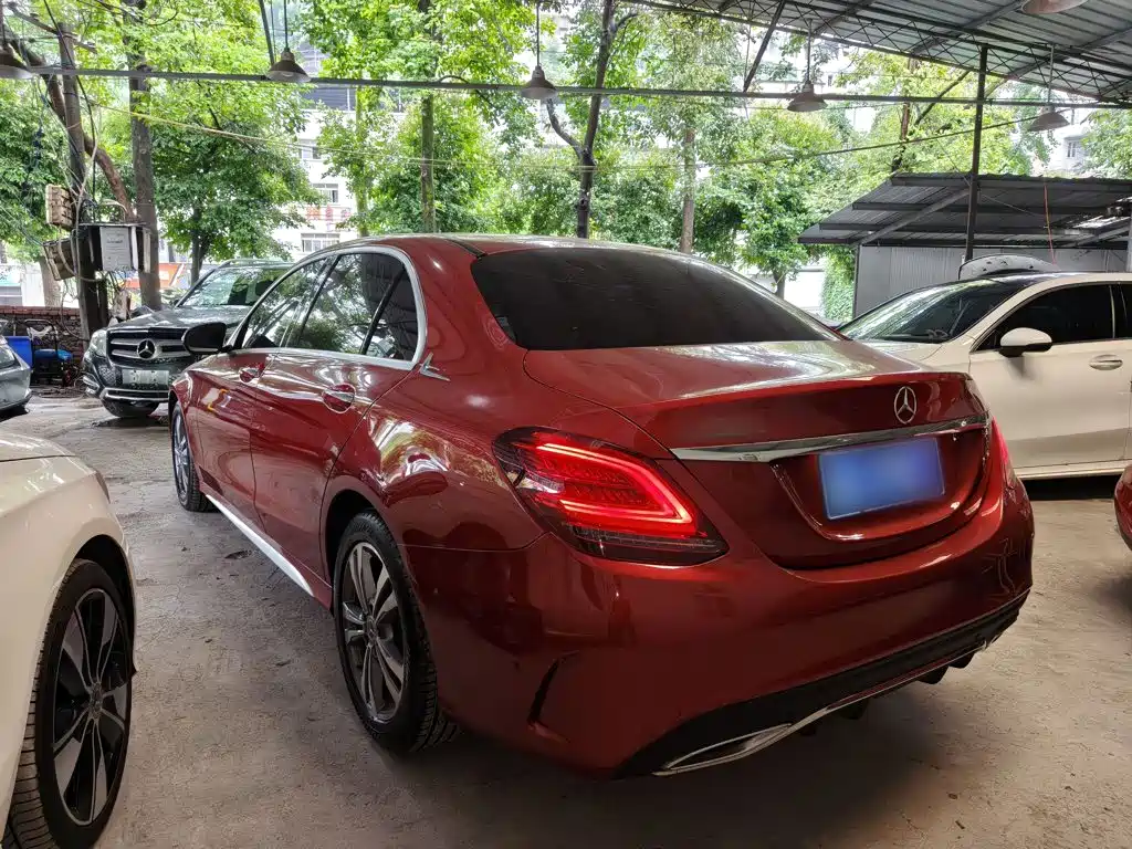 Mercedes-Benz C-Class 2020