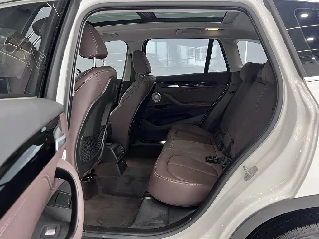 BMW X1 2023 — фото 14