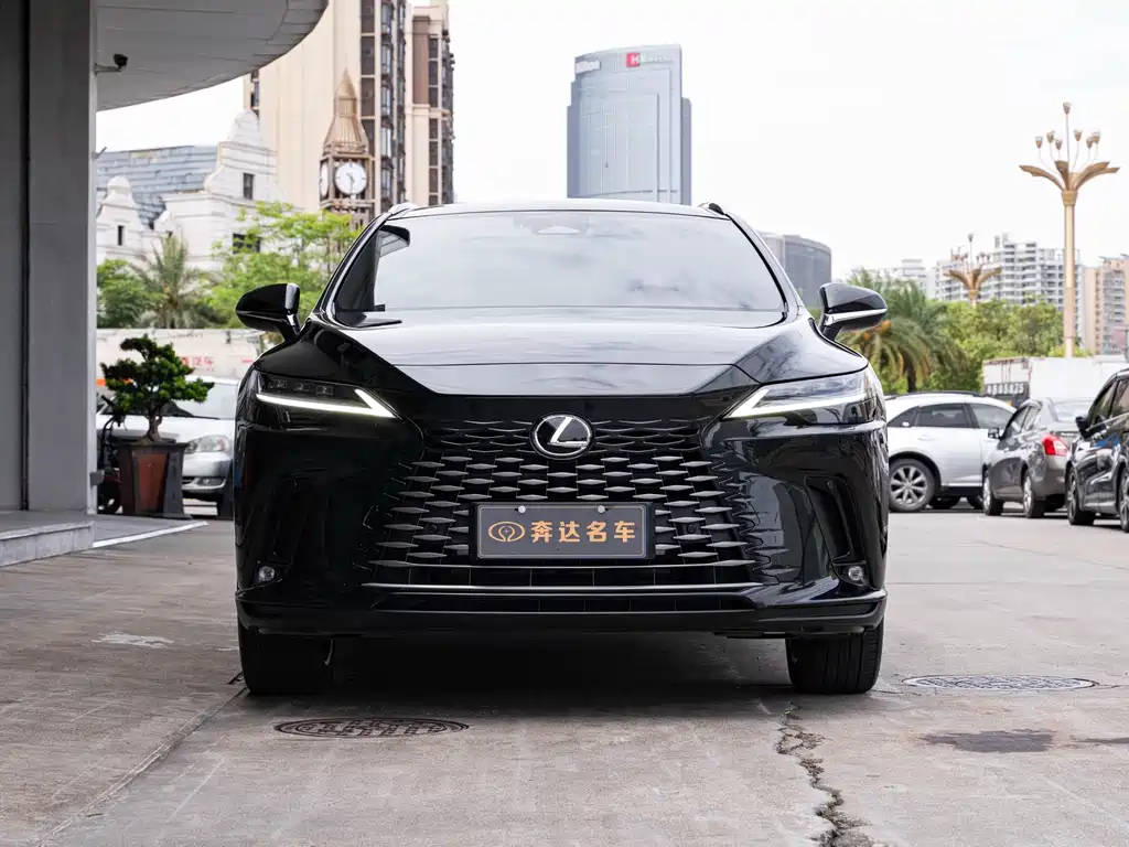 Lexus RX 2025