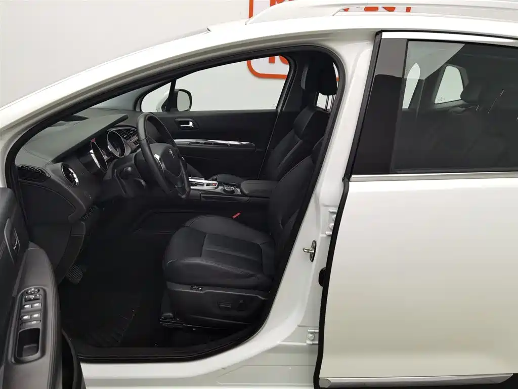 Peugeot 3008 2015 — фото 10