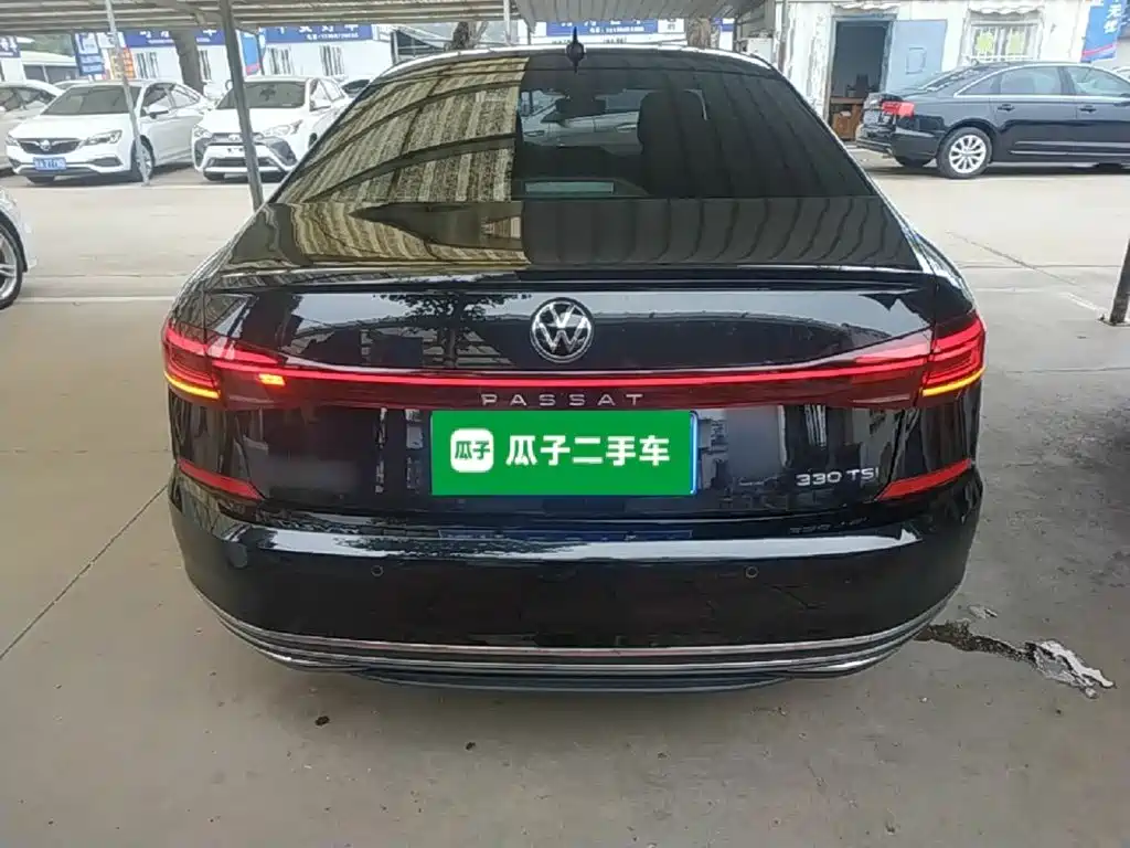 Volkswagen Passat 2022
