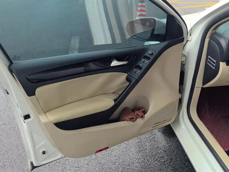 Volkswagen Golf 2013
