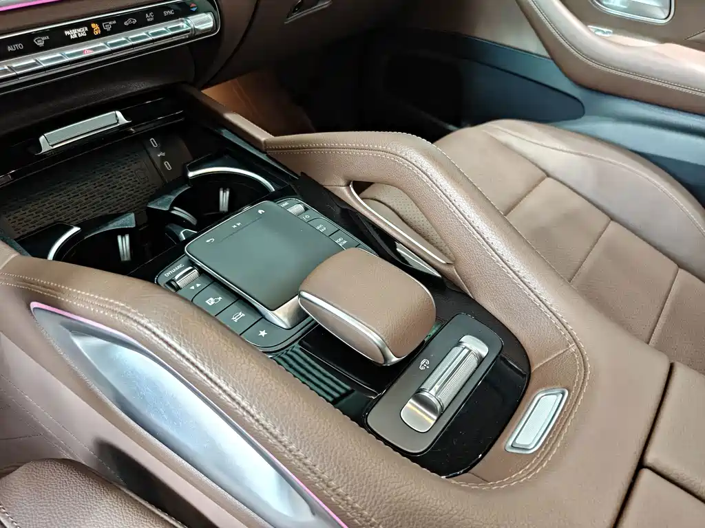 Mercedes-Benz GLE 2025 — фото 13