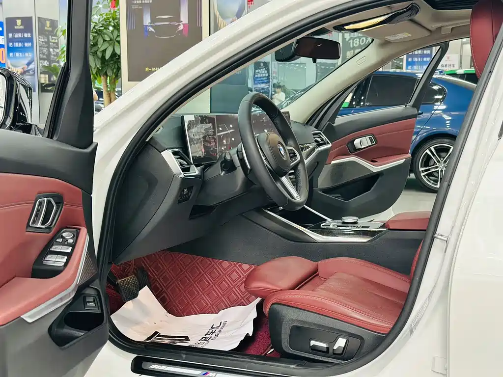 BMW 3 Series 2023