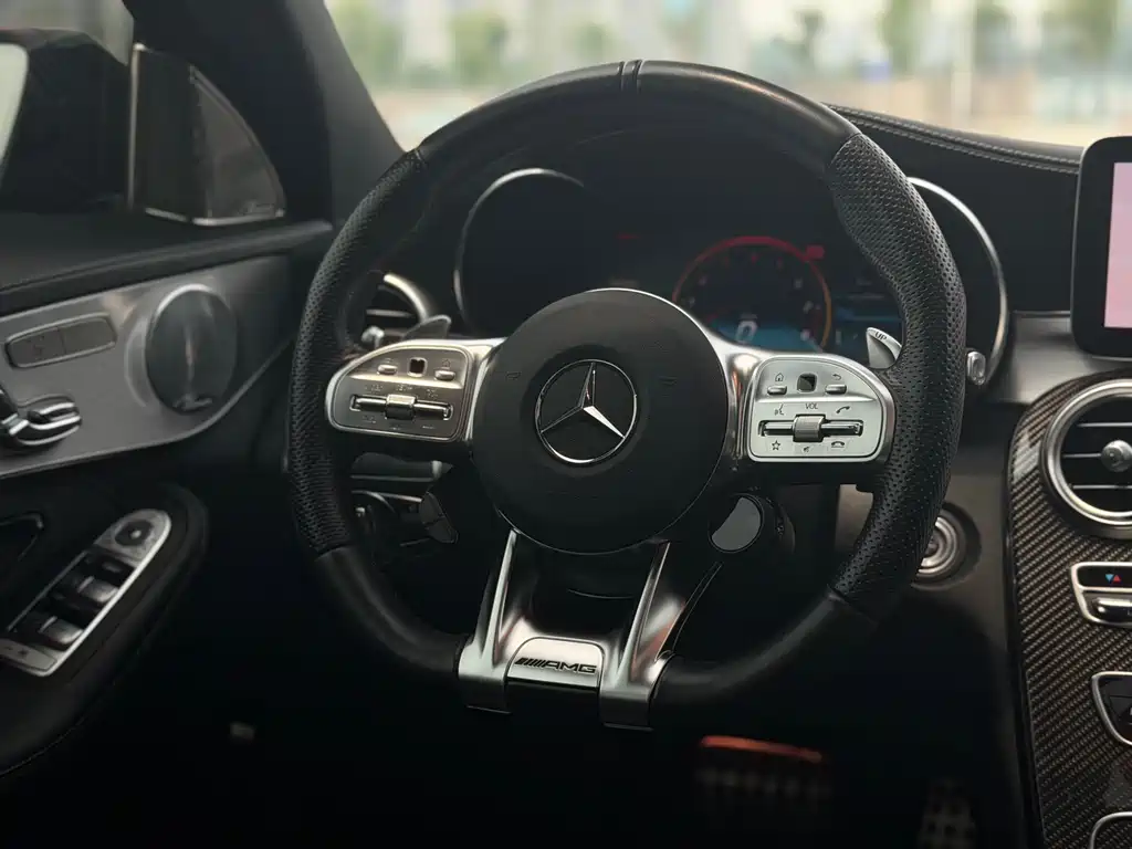 Mercedes-Benz C-Class AMG 2022 — фото 15