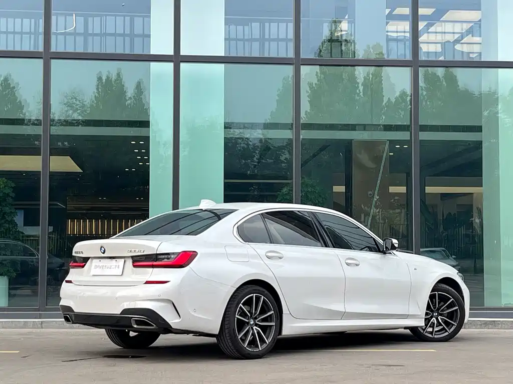 BMW 3 Series 2020