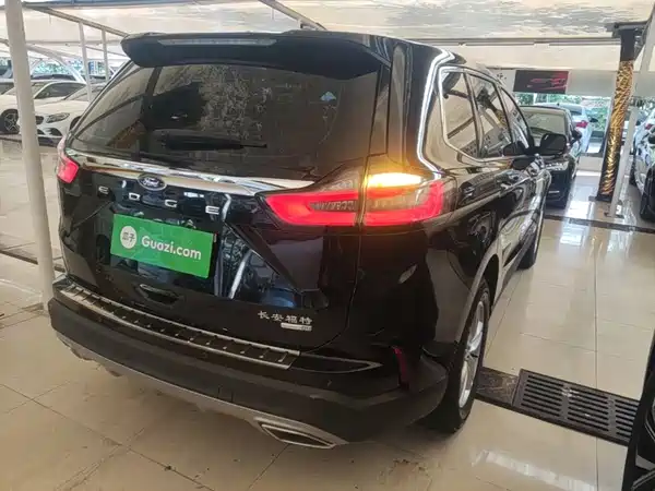 Ford Edge 2022