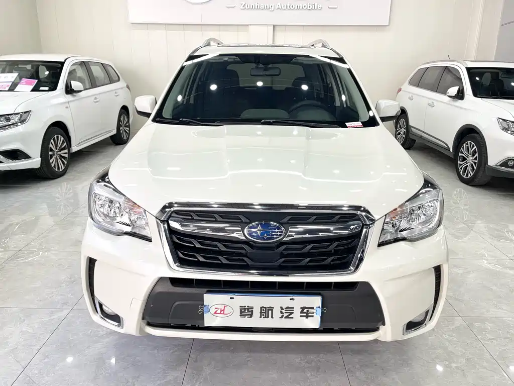 Subaru Forester 2017 — фото 3