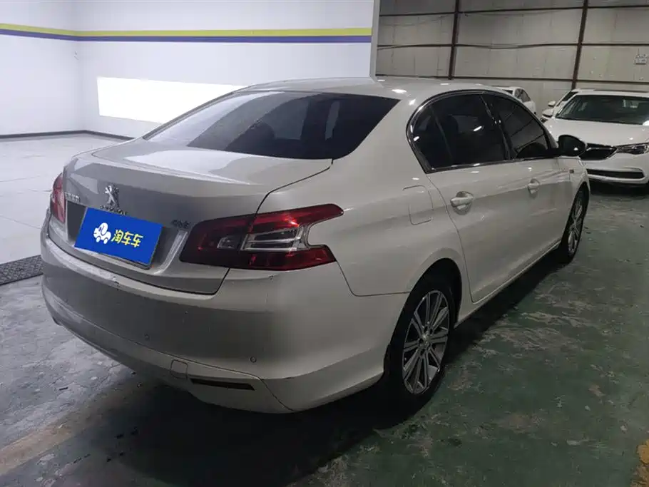 Peugeot 408 2017