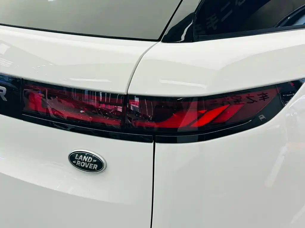 Land Rover Range Rover Sport 2025 — фото 12