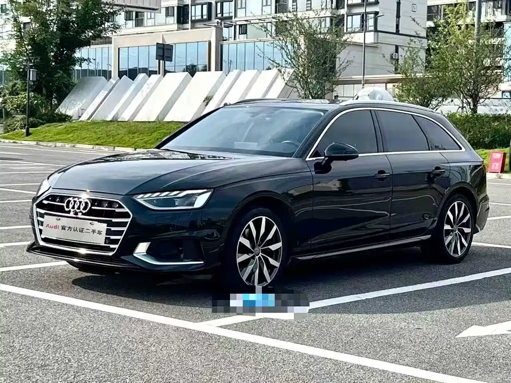 Audi A4 2021 — фото 1