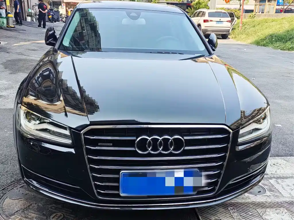 Audi A8 2016 — фото 2