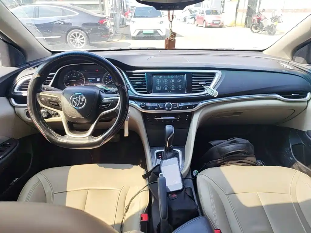Buick Excelle GT 2018 — фото 10