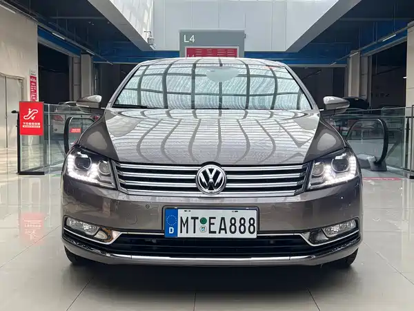 Volkswagen Magotan 2015