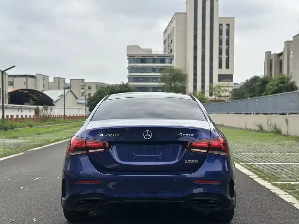 Mercedes-Benz A-Class 2021 — фото 5
