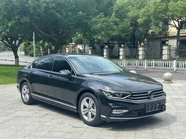 Volkswagen Magotan 2025