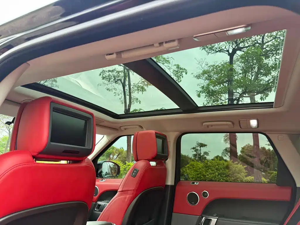Land Rover Sport 2020 — фото 11