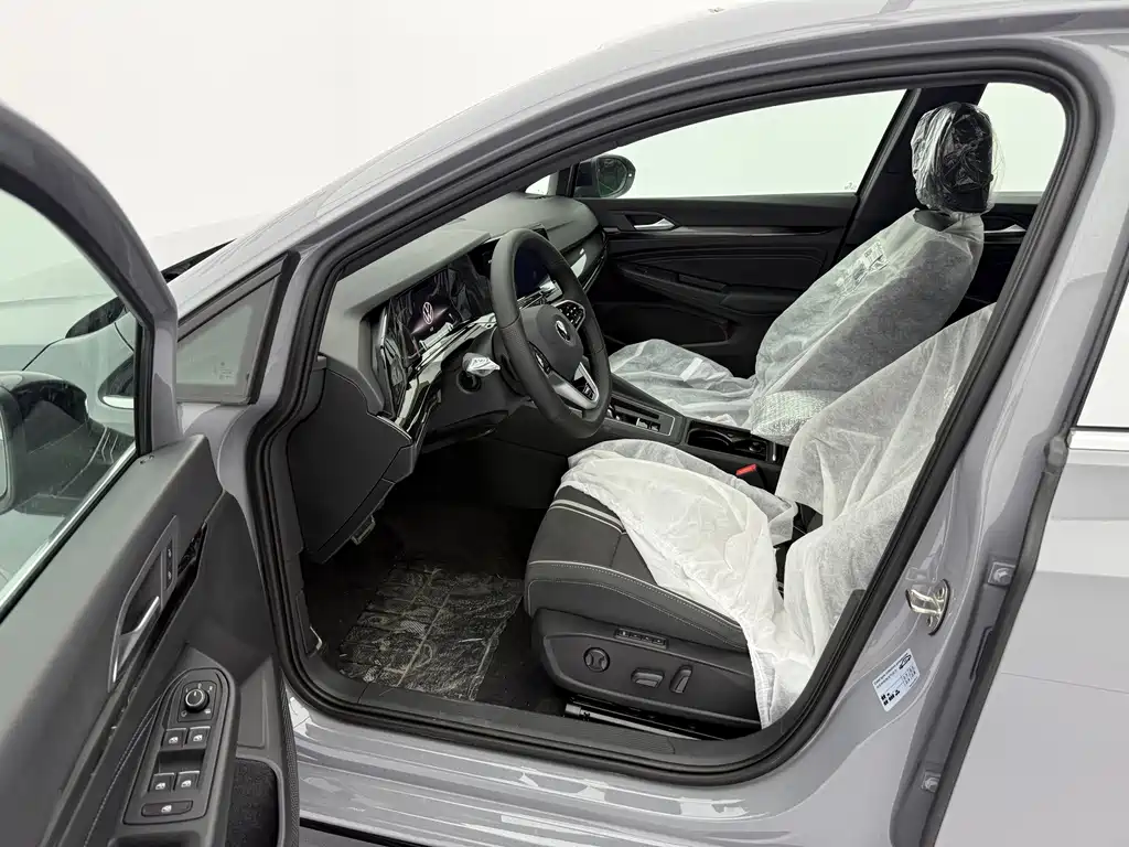 Volkswagen Golf 2024 — фото 20