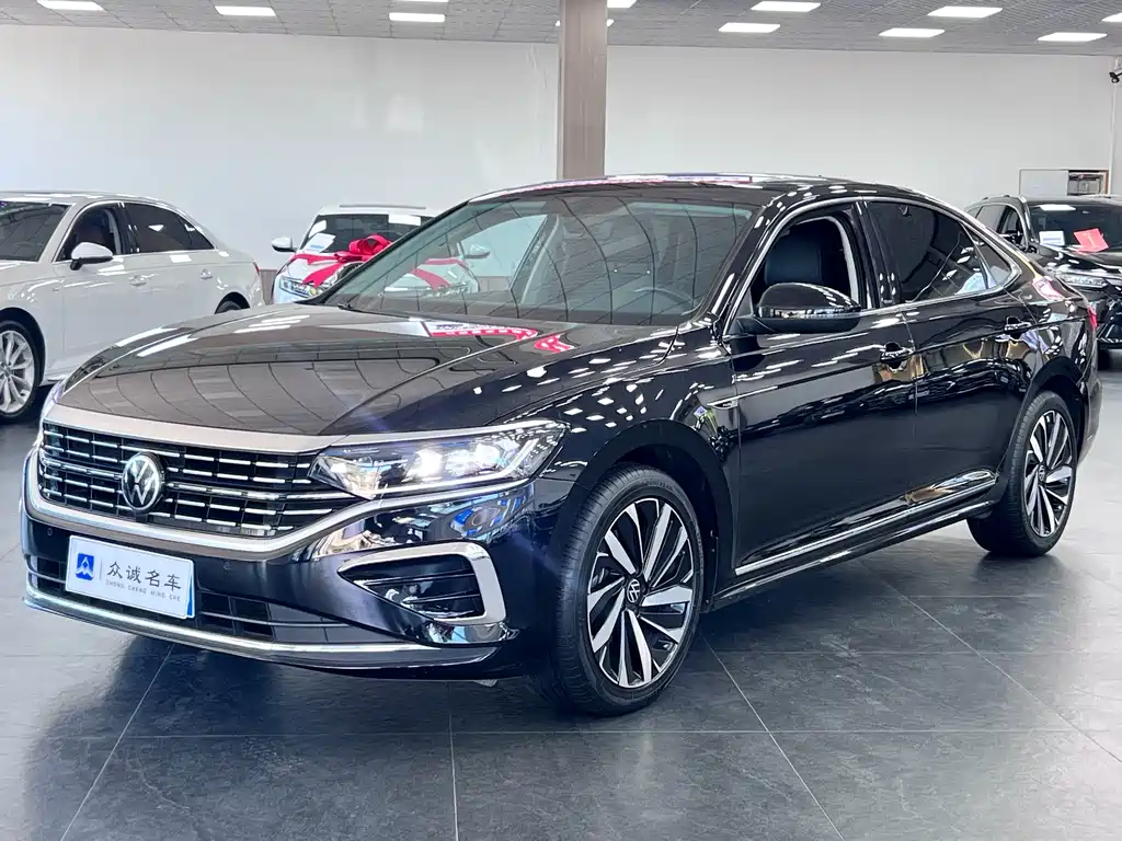 Volkswagen Passat 2022