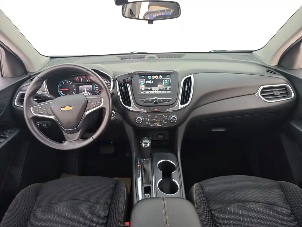 Chevrolet Equinox 2018 — фото 9