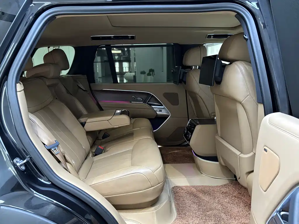Land Rover Range Rover 2024 — фото 14