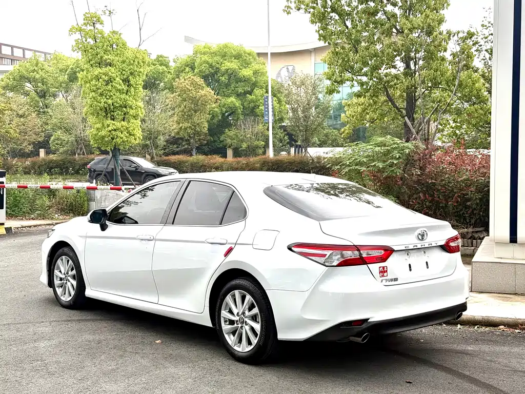 Toyota Camry 2023