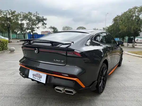 Changan UNI-V 2024