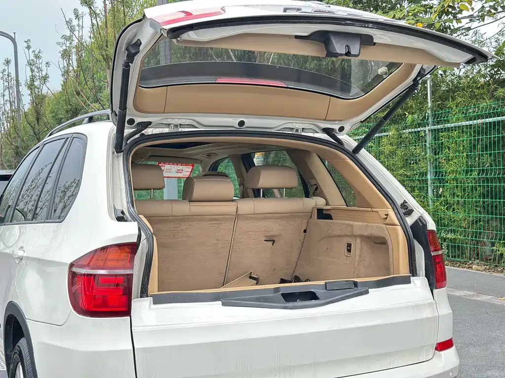 BMW X5 2011 — фото 14