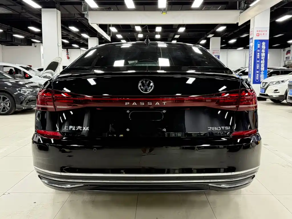 Volkswagen Passat 2022